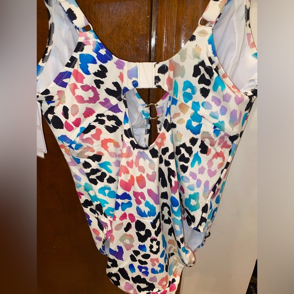 Elomi one piece bathing suit - Picture 5 of 9